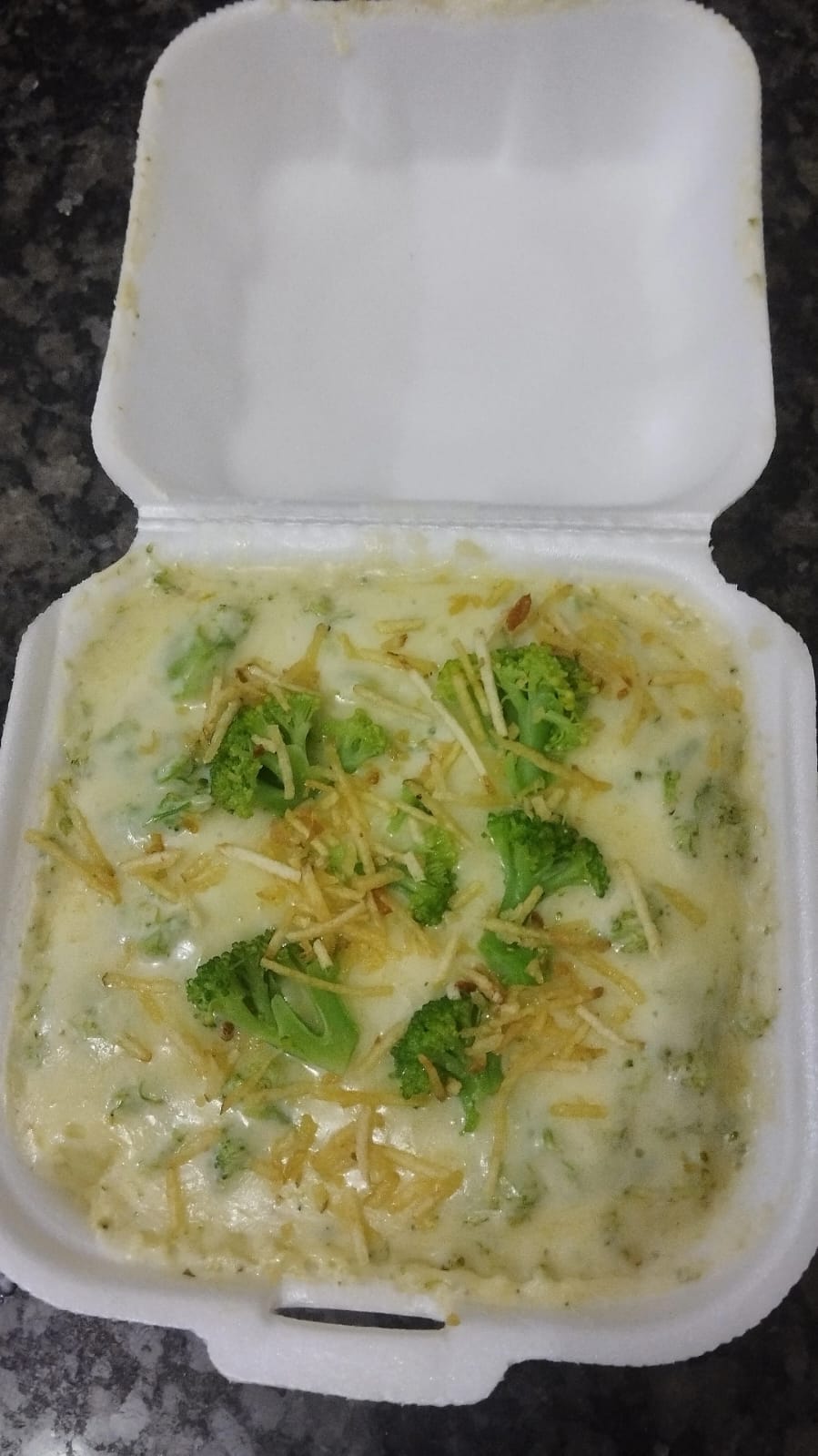 Batata Recheada de Brócolis com Queijo