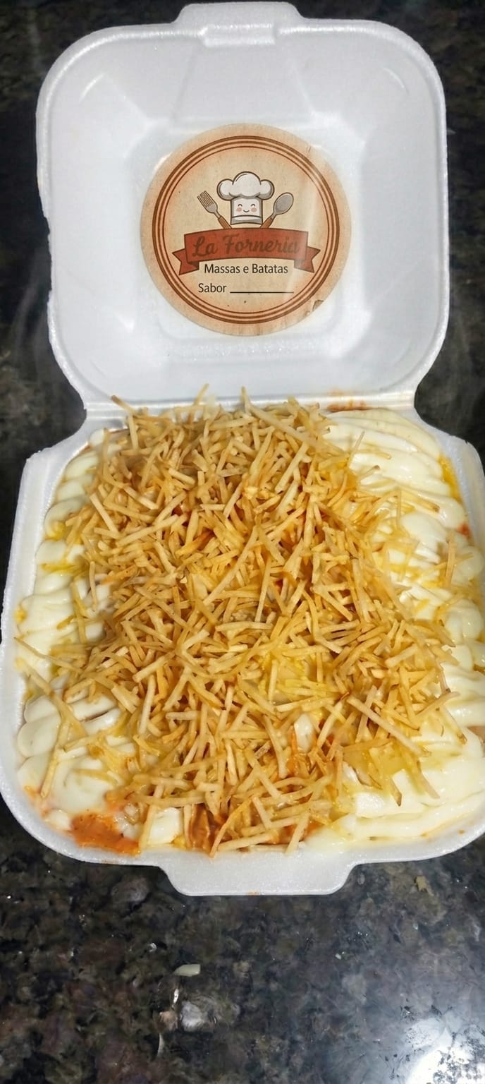 Batata Recheada de Strogonoff de Frango