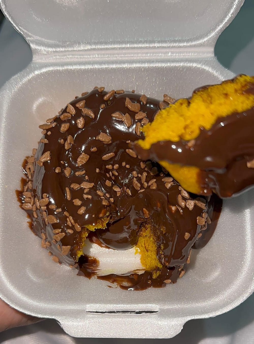Mini Bolo Vulcão de Cenoura com Chocolate